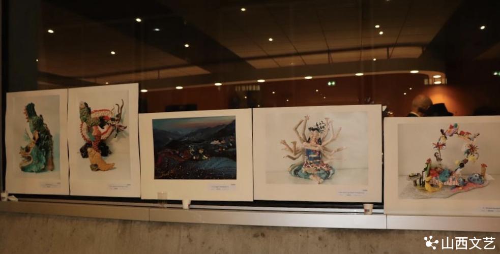 青少年文化艺术交流活动在联合国教科文组织总部和巴黎共和国隆重登场